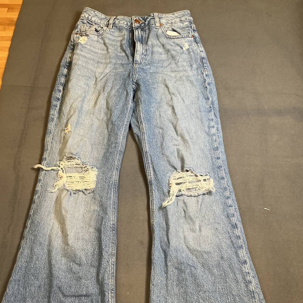 Cotton On Women Flare Jeans 4 Light Wash Blue Distressed Ripped High Rise Denim